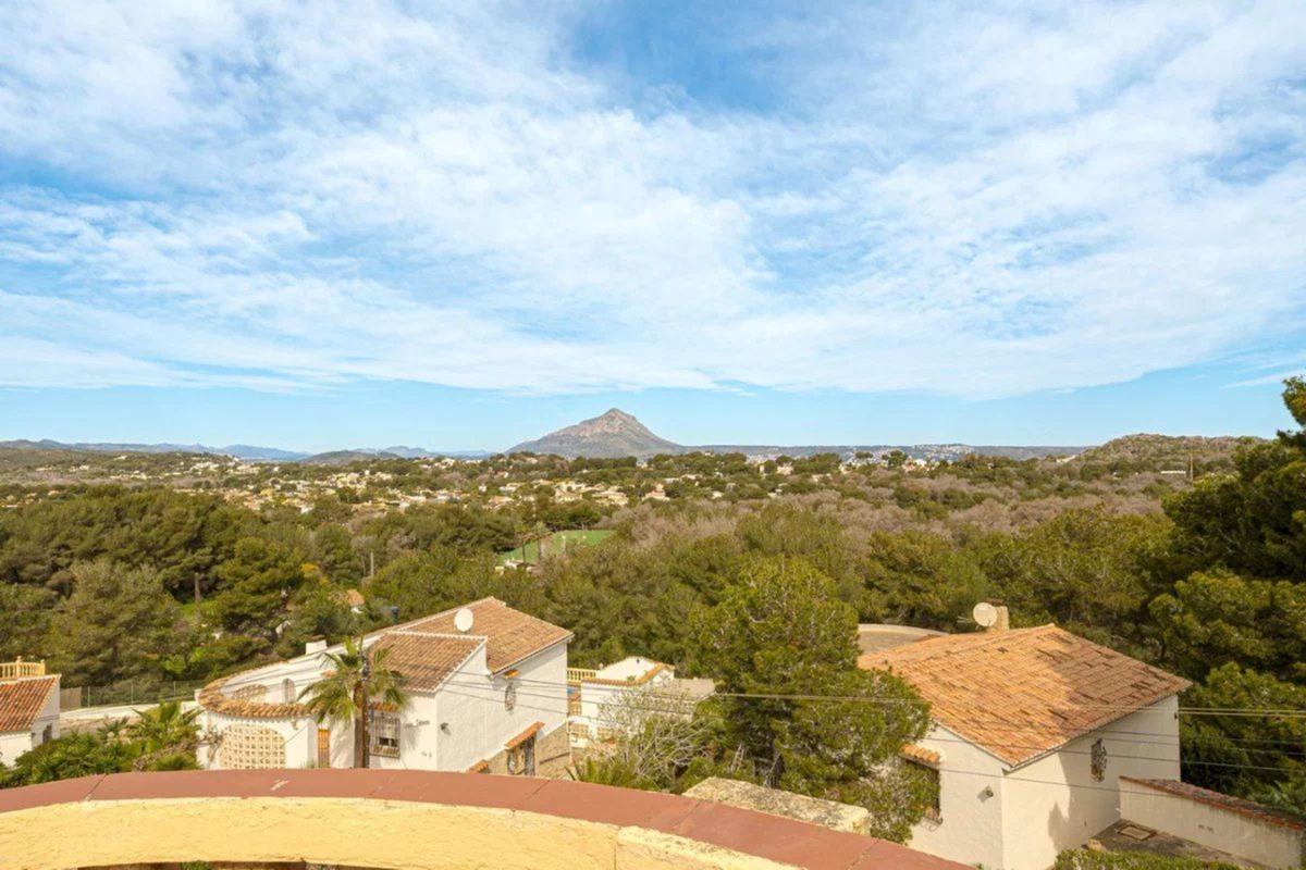Properties for sale and rent in Spain photo 5