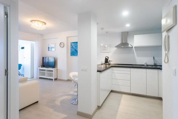 Продажа квартиры на Piso en Calle de Bonn, 4, Zona Sierra Helada, Benidorm, Бенидорм
thumbnail 2