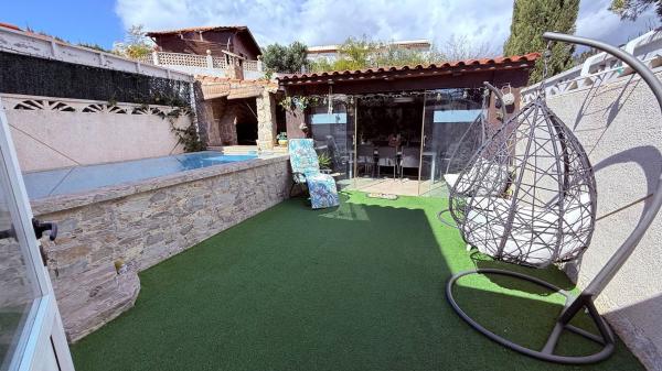 Chalet adosado en Varadero, La Nucia photo 1