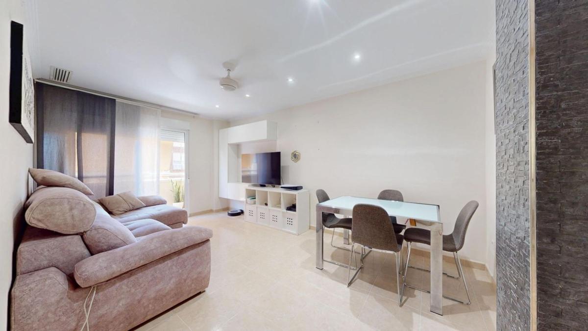 Продажа квартиры на Piso en Calle del Mutxol, Las Bayas-Asprillas, Elche / Elx, Эльче / Эльх
 photo 2