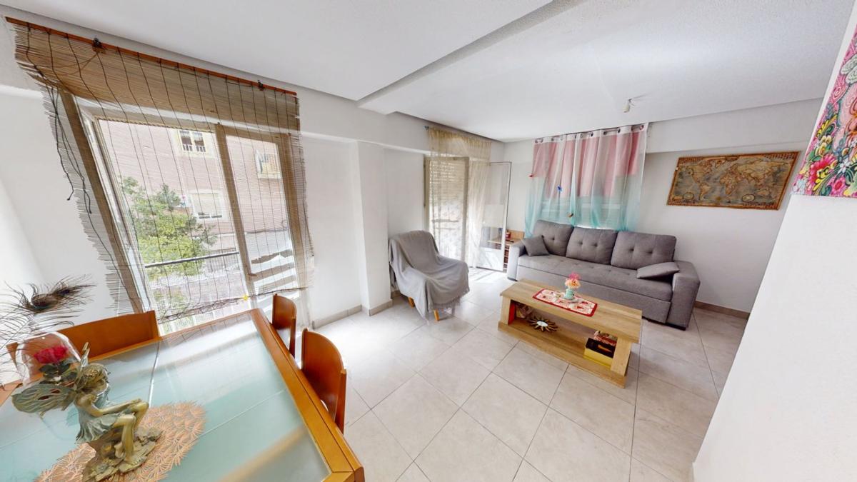 Продажа квартиры на Piso en Esperidion Porta Requesen, Los Magros-Casablanca, Elche / Elx, Эльче / Эльх
 photo 2