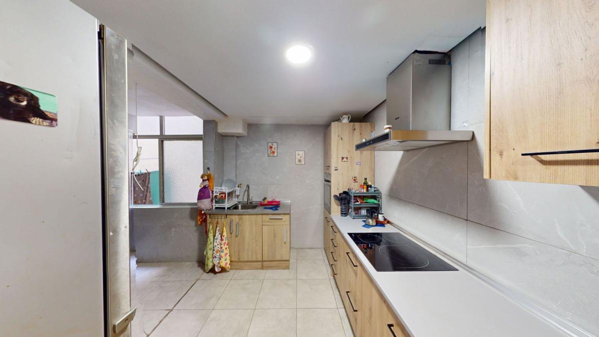 Продажа квартиры на Piso en Esperidion Porta Requesen, Los Magros-Casablanca, Elche / Elx, Эльче / Эльх
 photo 5