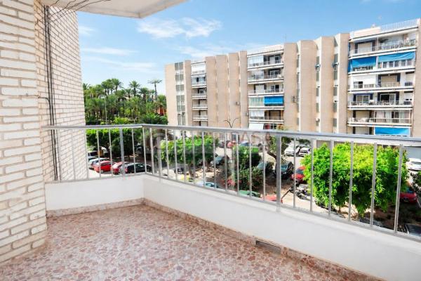 Sprzedaż mieszkania w Piso en Puerto, Santa Pola, Santa Pola
thumbnail 1