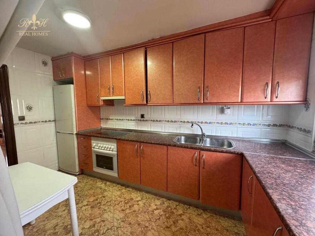 Venta de piso en Piso en Avenida de Europa, Pueblo Levante, Benidorm, Benidorm
 photo 5