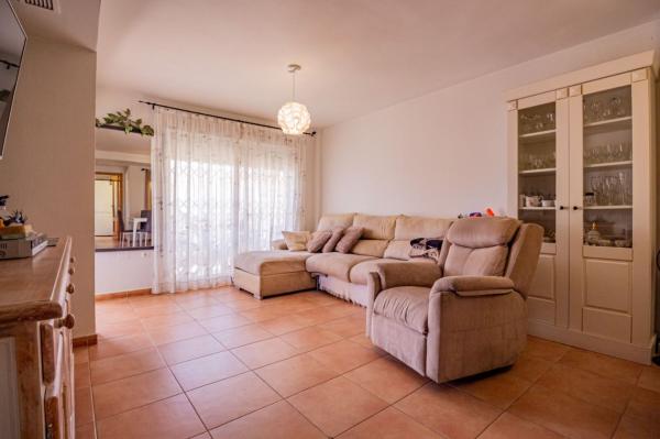 Chalet adosado en Avenida Ponoig, Casco urbano, Polop photo 4