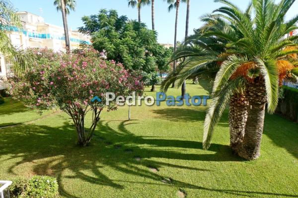 Продажа квартиры на Piso en Calle Mar Bàltic, 2, El Palmar-Los Molinos, Denia, Дения
thumbnail 1