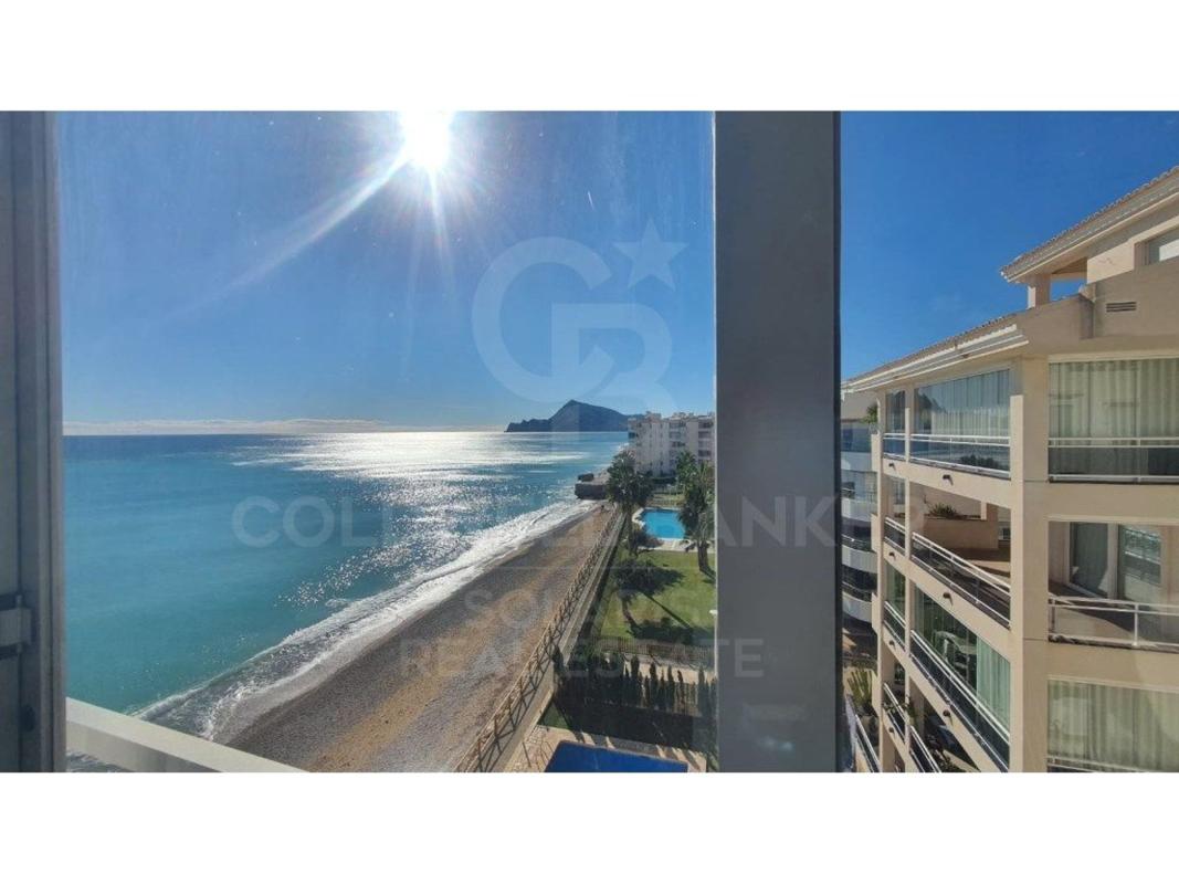 Sale of apartment in Piso en Cap-negret, Zona l'Olla, Altea, Altea
photo 1