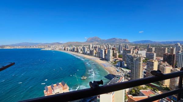 Venta de piso en Piso en Calle Alcalde Manuel Catalán Chana, 7, Zona Sierra Helada, Benidorm, Benidorm
thumbnail 3