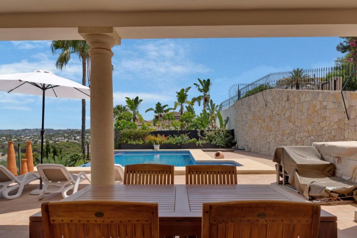 Properties for sale and rent in Spain photo 4