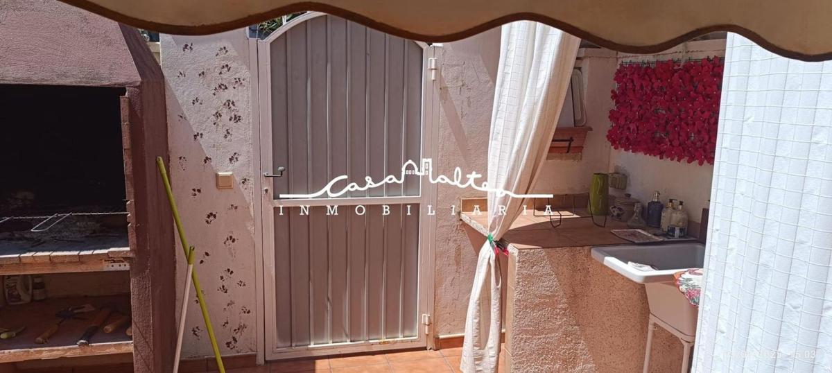Продажа таунхауса в Chalet adosado en La Nucia Pueblo, La Nucia , Ла Нусия photo 5