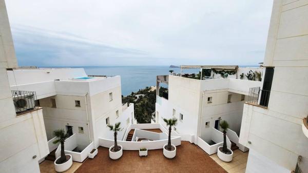 Venta de piso en Piso en Calle Dorada, 19, Zona Sierra Helada, Benidorm, Benidorm
photo 1