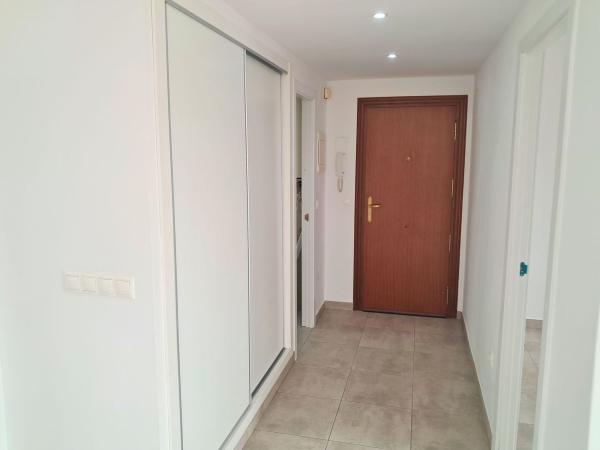 Квартира на продажу на Piso en Calle Torremanzanas, 10, Playa de Poniente, Benidorm, Бенидорм thumbnail 3