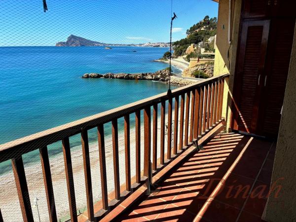 Sale of flat in Piso en Calle Currica, Zona de Mascarat, Altea, Altea
photo 1