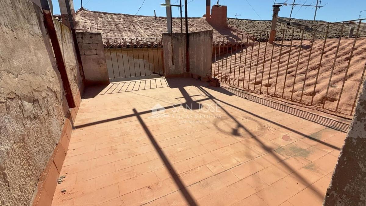 Propiedades en venta y alquiler en España photo 3