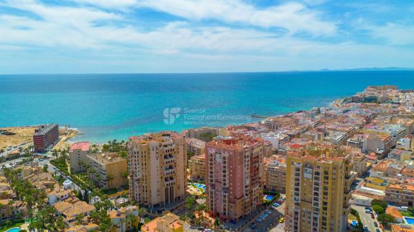 Продажа квартиры на Piso en Avenida Roentgen, 3, Zona los Frutales, Torrevieja, Торревьеха
 photo 2
