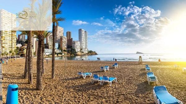 Venta de piso en Piso en Zona Sierra Helada, Benidorm, Benidorm
photo 1
