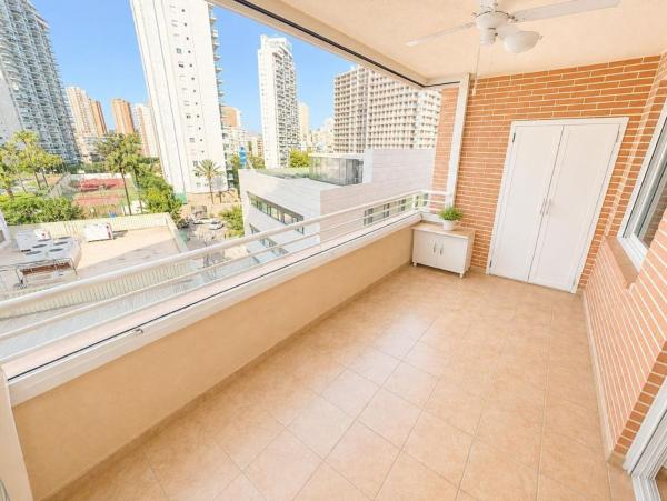 Sprzedaż mieszkania w Piso en Centro Urbano, La Villajoyosa / Vila Joiosa, La Villajoyosa / Vila Joiosa
 photo 1