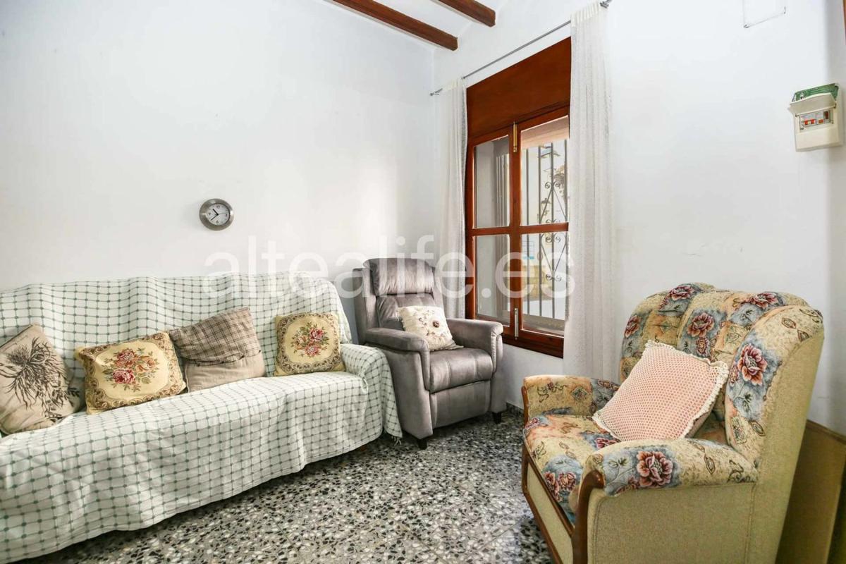 Propiedades en venta y alquiler en España photo 5