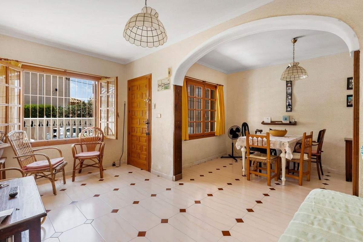 Venta de chalet adosado en Chalet adosado en Calle Región de Murcia, Miramar - Torre del Moro, Torrevieja , Torrevieja photo 4