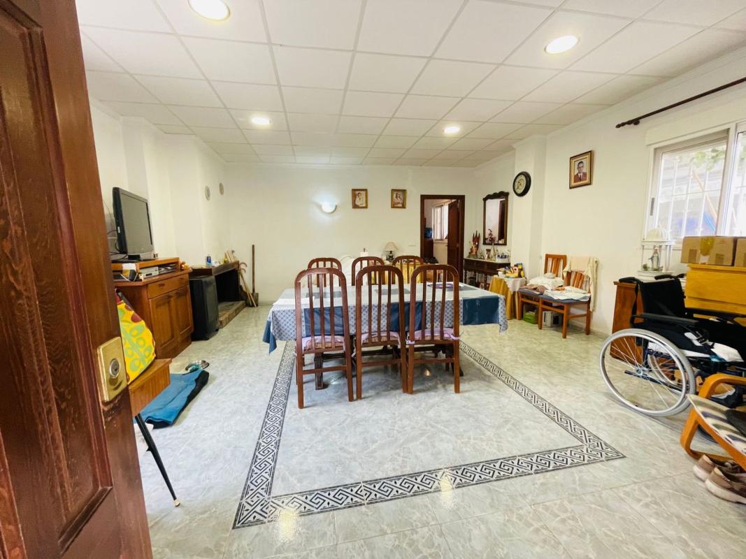 Properties for sale and rent in Spain photo 4