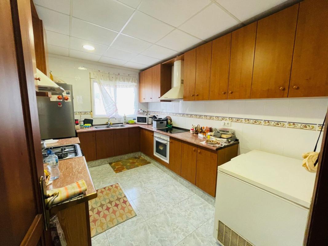 Properties for sale and rent in Spain photo 5