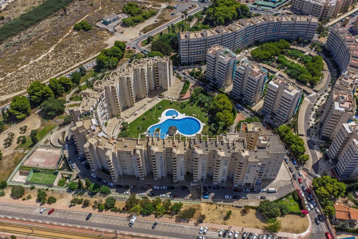 Sale of apartment in Piso en Camino de Fondo, Playa Muchavista, El Campello, El Campello
 photo 2
