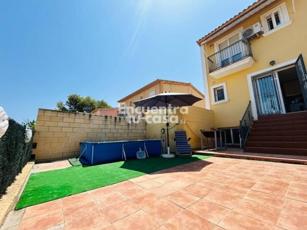 Chalet pareado en Calle Penya Roja, Montebello - Nou Espai, La Nucia thumbnail 2