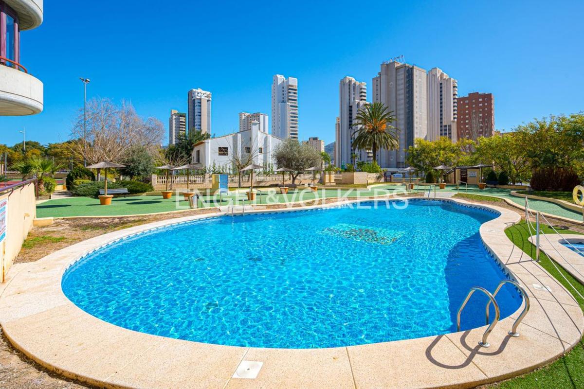 Venta de piso en Piso en Avenida del Municipi, 6, Pueblo Levante, Benidorm, Benidorm
photo 1