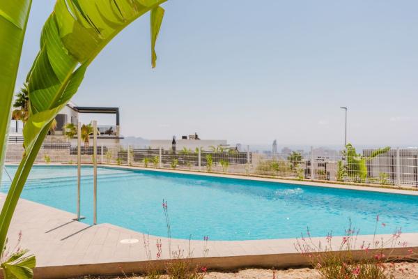 Casa o chalet independiente en Avenida Barcelona, Balcón de Finestrat-Terra Marina, Finestrat thumbnail 1