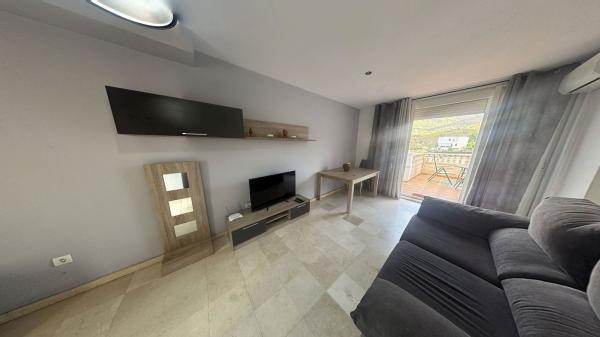 Chalet adosado en Columbretes, Petrer thumbnail 2