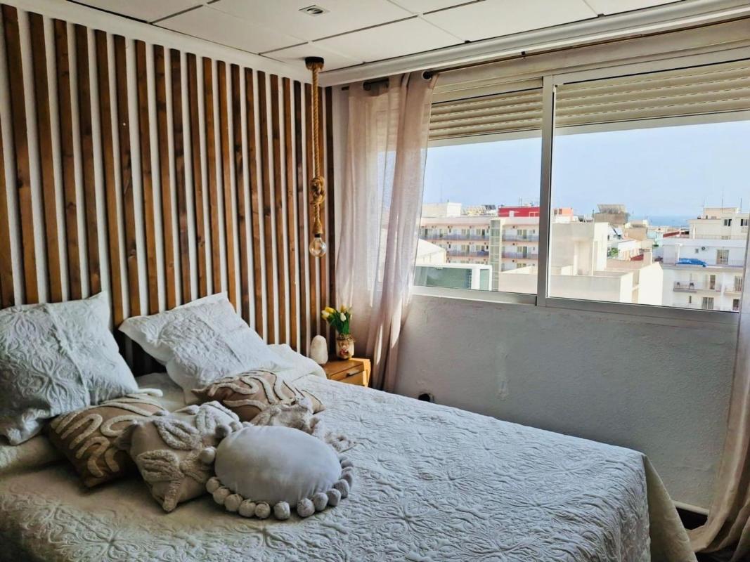 Продажа квартиры на Piso en Avenida de los Limones, Centro Urbano, Benidorm, Бенидорм
photo 1