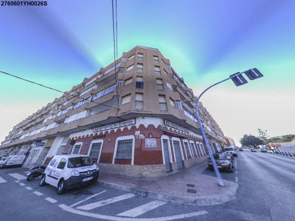 Sprzedaż mieszkania w Piso en Calle los Portalicos, 17, El Acequión, Torrevieja, Torrevieja
 photo