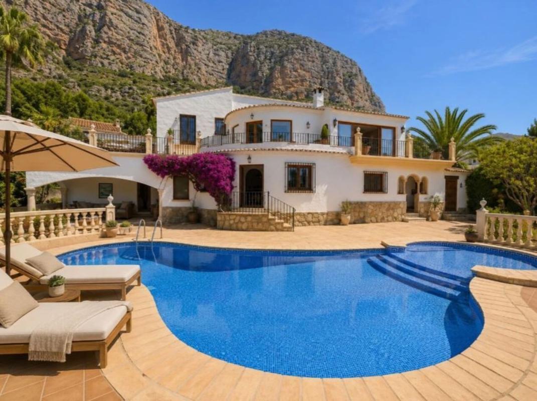 Propiedades en venta y alquiler en España photo 2