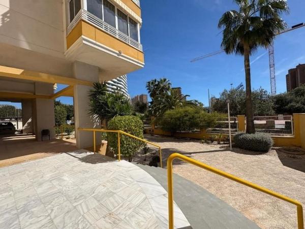 Mieszkanie na sprzedaż w Piso en Avenida de Benissa, Playa de Poniente, Benidorm, Benidorm thumbnail 3
