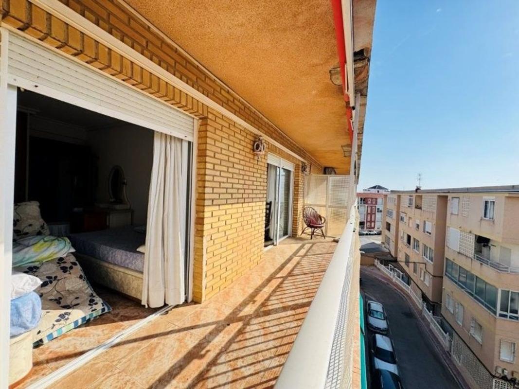Venta de piso en Piso en Calle Antonio Gil, Gaspar Perrelló, Torrevieja, Torrevieja
 photo 5