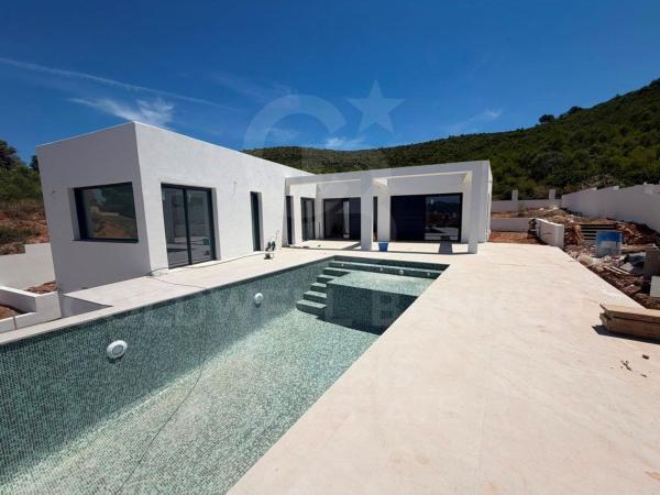 Casa o chalet independiente en Calle de Juan Cordero, Pinomar - Pinosol, Jávea/Xàbia thumbnail 1