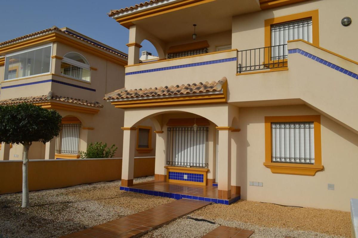 Penthouse sale in Ático en Calle Cabo Punta de Tarifa, 23, Lomas de Cabo Roig, Orihuela, Orihuela photo 3