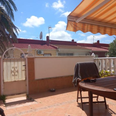 Chalet pareado en Invierno, 35, La Siesta - El Salado - Torreta, Torrevieja thumbnail 1