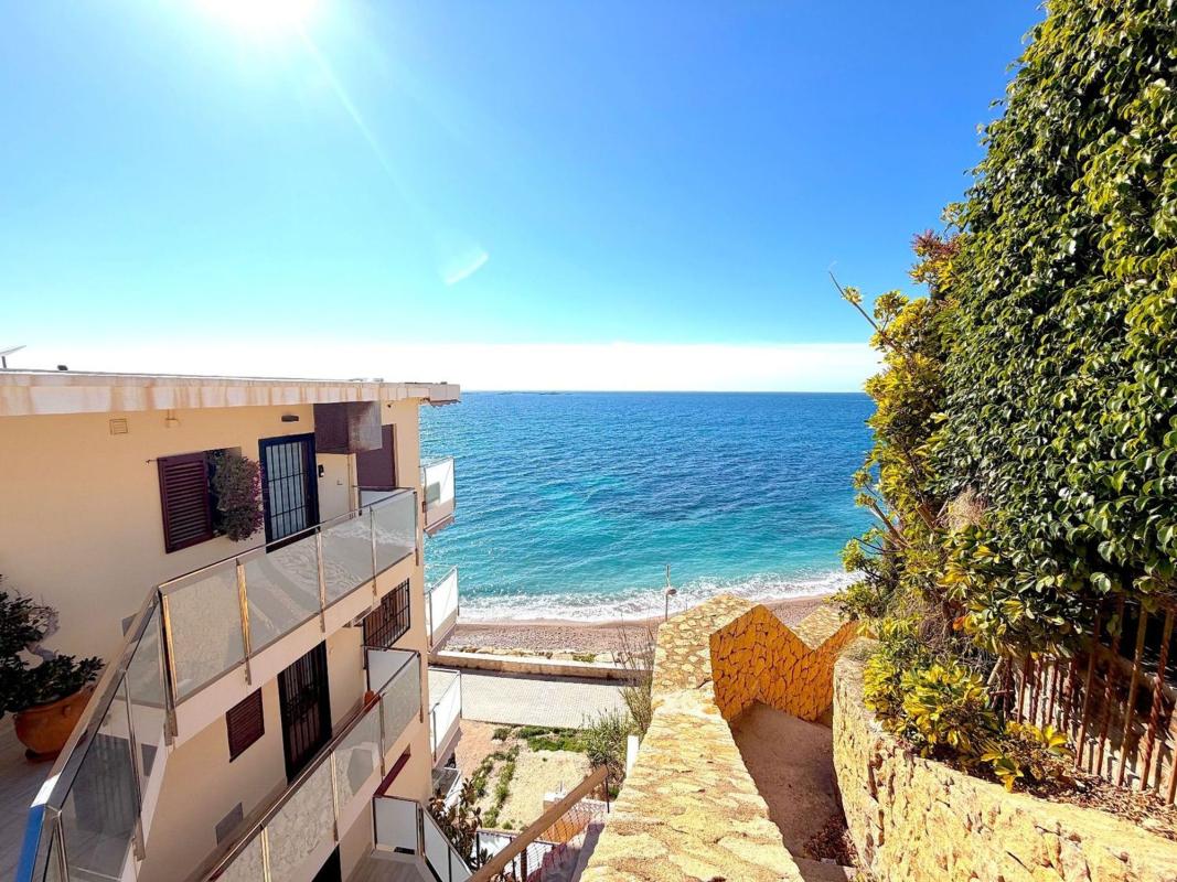 Venta de piso en Piso en Avenida la Almadrava, Platja Vila Joiosa, La Villajoyosa / Vila Joiosa, La Villajoyosa / Vila Joiosa
photo 1