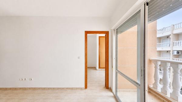 Sale of flat in Piso en Loma La, 44, Antonio Machado, Torrevieja, Torrevieja
photo 1