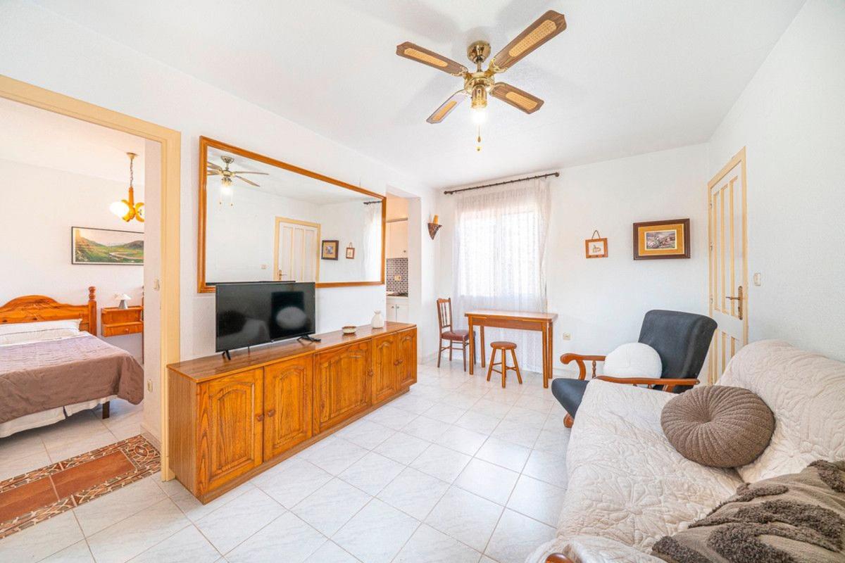 Venta de ático en Ático en Correo Paraje Natural II, La Siesta - El Salado - Torreta, Torrevieja, Torrevieja photo 4