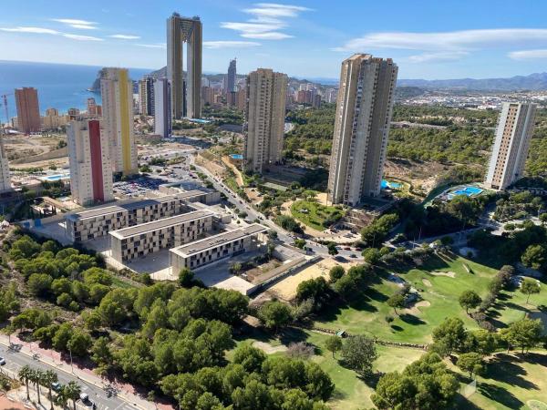 Sprzedaż mieszkania w Piso en Calle Presidente Adolfo Suárez, Pueblo Poniente, Benidorm, Benidorm
 photo 3