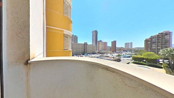 Mieszkanie na sprzedaż w  Piso en Avenida de Benissa, Playa de Poniente, Benidorm, Benidorm photo 4