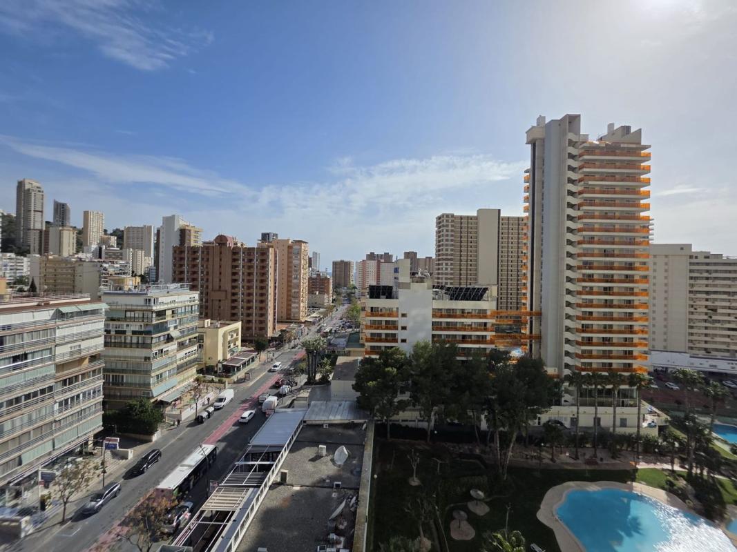 Venta de piso en Piso en Avenida Ametlla de Mar, Zona Rincón Bajo, Benidorm, Benidorm
 photo 3