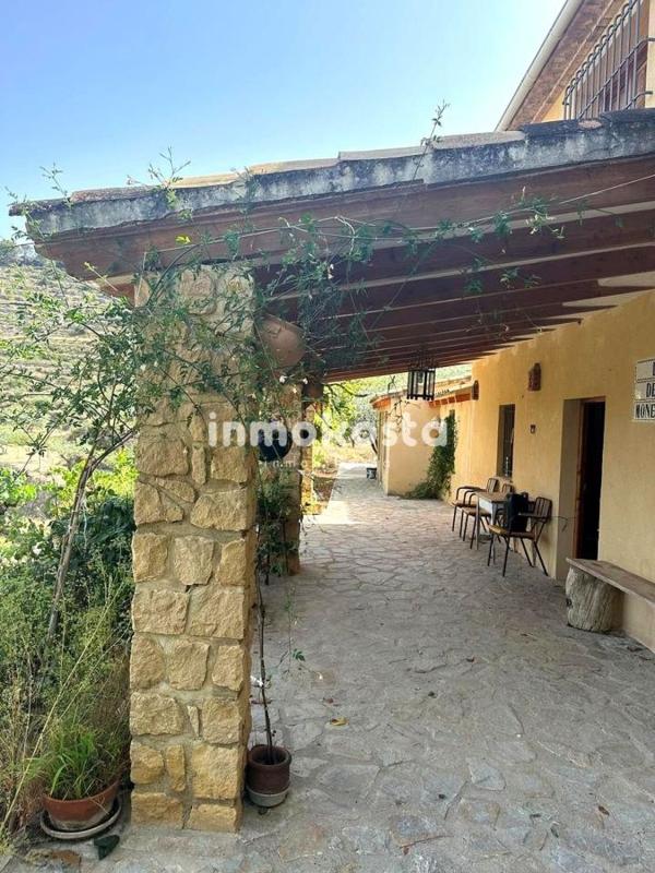 Propiedades en venta y alquiler en España photo 5