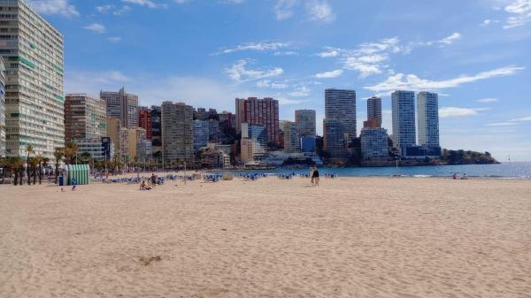 Sprzedaż mieszkania w Piso en Avenida de Madrid, Playa de Levante, Benidorm, Benidorm
 photo 3