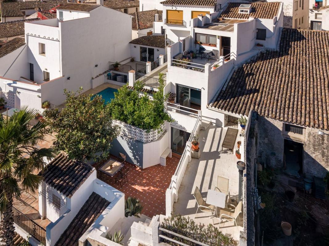 Продажа таунхауса в  Chalet adosado en Calle Sant Francesc, Benimantell , Бенимантель photo 3