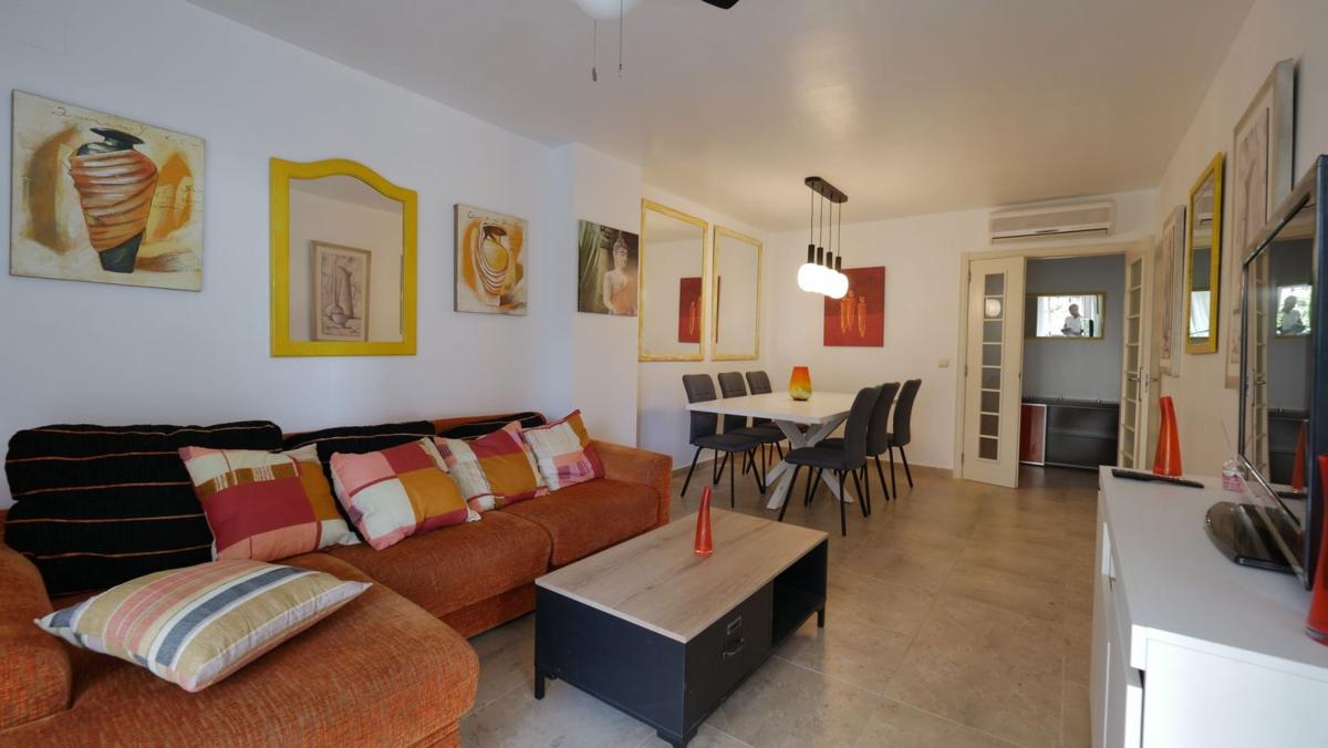 Sprzedaż mieszkania w Piso en Calle Xaloc, Mirador de la Cala - Benimar, La Villajoyosa / Vila Joiosa, La Villajoyosa / Vila Joiosa
photo 2