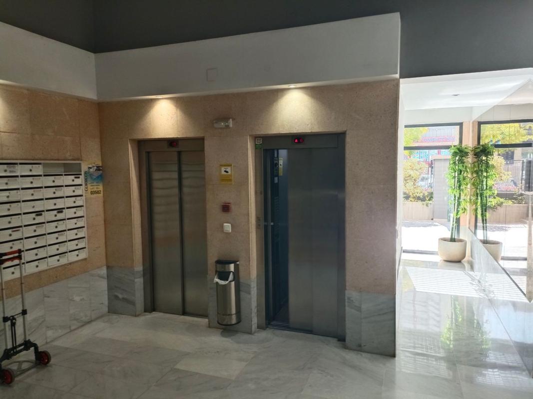 Продажа квартиры на Piso en Calle Langreo, 4, Playa de Poniente, Benidorm, Бенидорм
photo 3