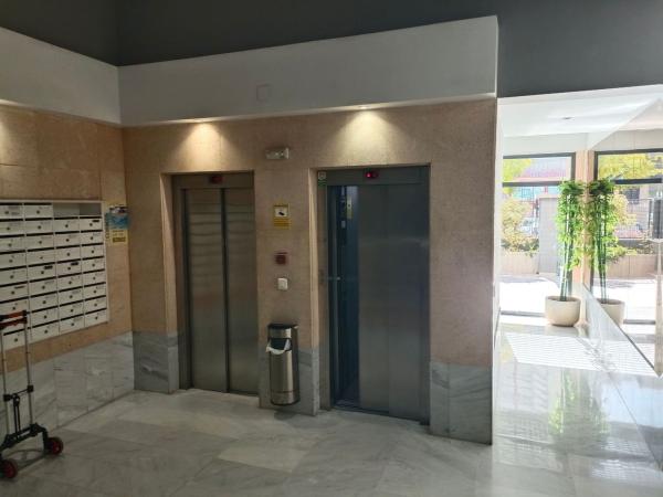 Продажа квартиры на Piso en Calle Langreo, 4, Playa de Poniente, Benidorm, Бенидорм
thumbnail 3